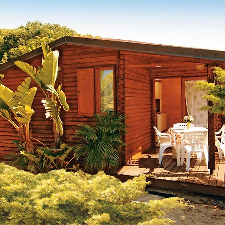 Villaggio Camping Spiaggia Del Riso Виласимиус Стая снимка