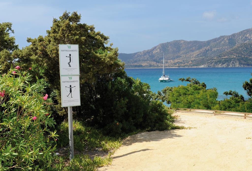 Villaggio Camping Spiaggia Del Riso Виласимиус Екстериор снимка